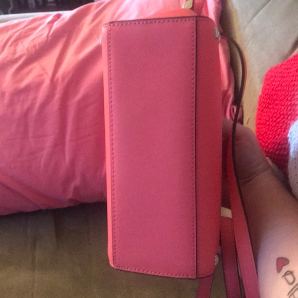 Michael Kors Gorgeous Bag - Picture 5 of 8